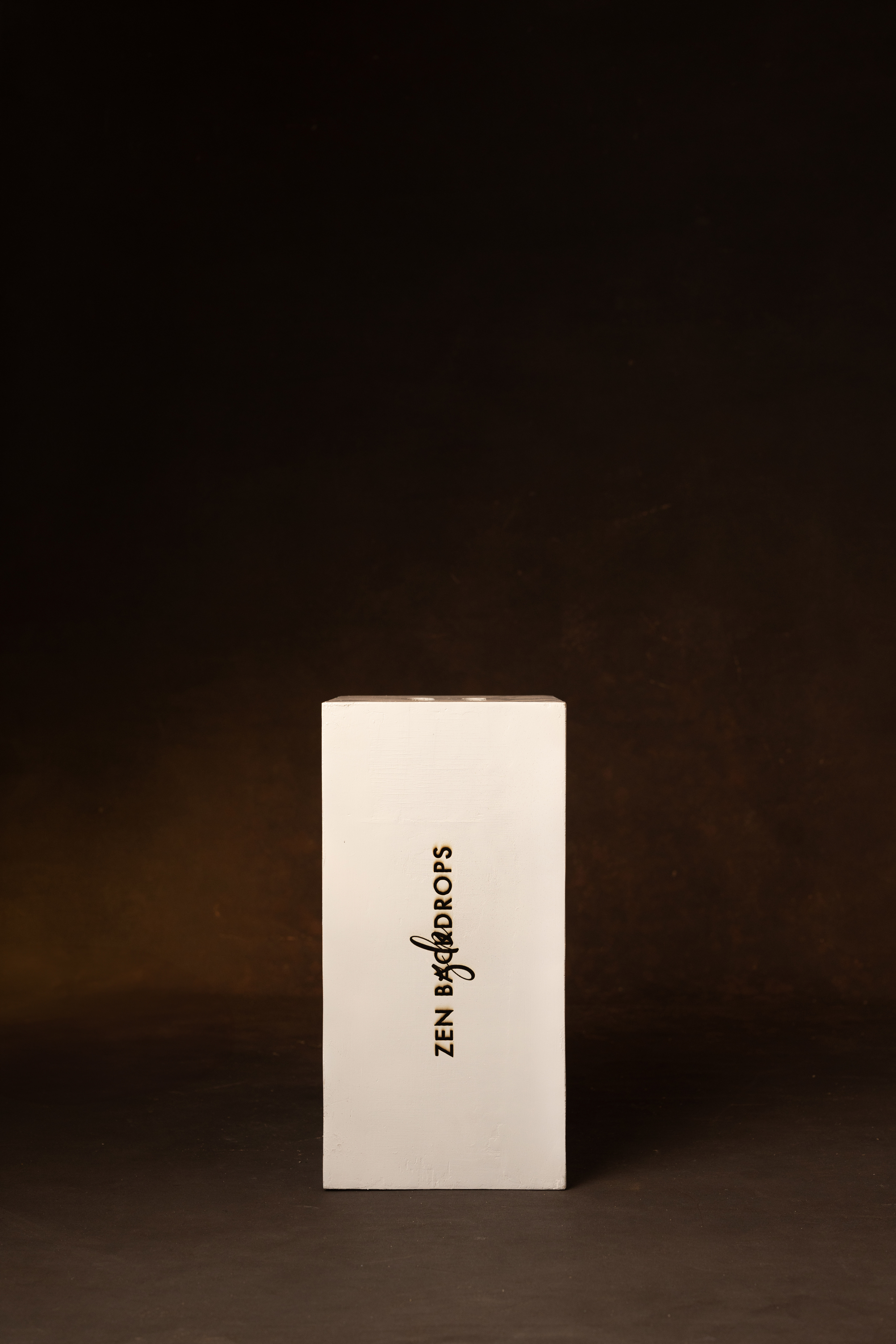 LARGE WHITE APPLE BOX view 4