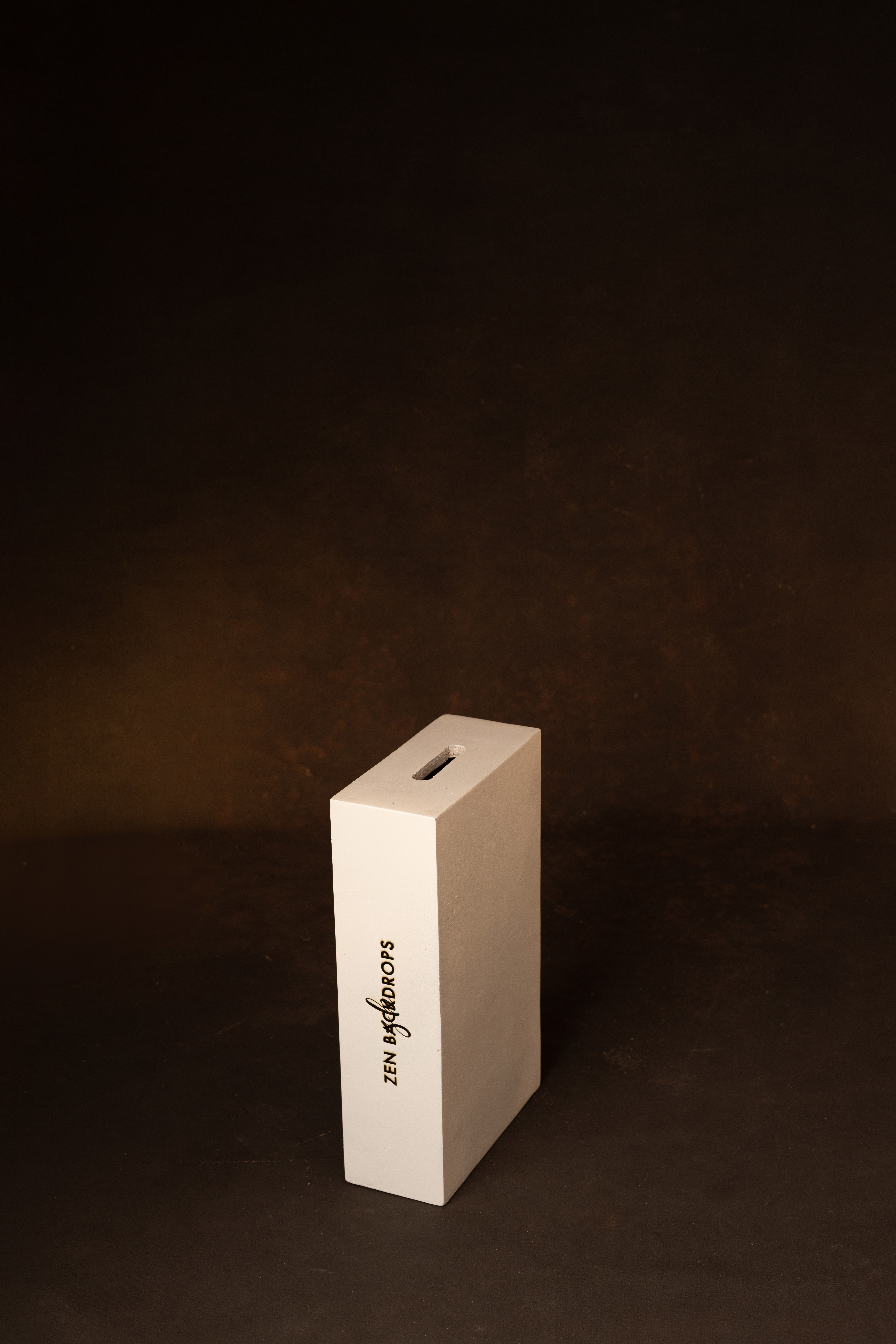 MEDIUM WHITE APPLE BOX view 3