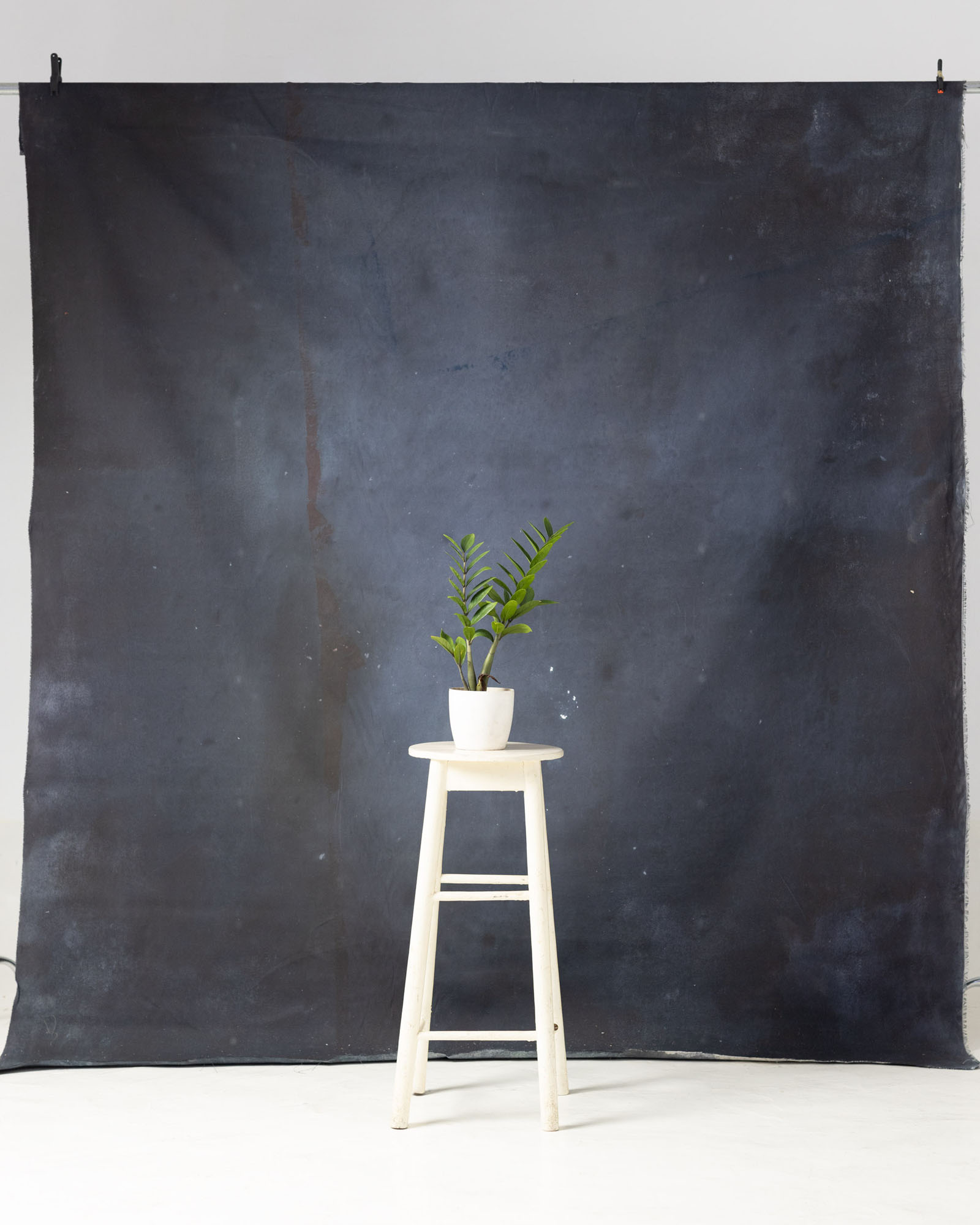 Vampire Grey Painted Canvas Backdrop (RN#221) view 3