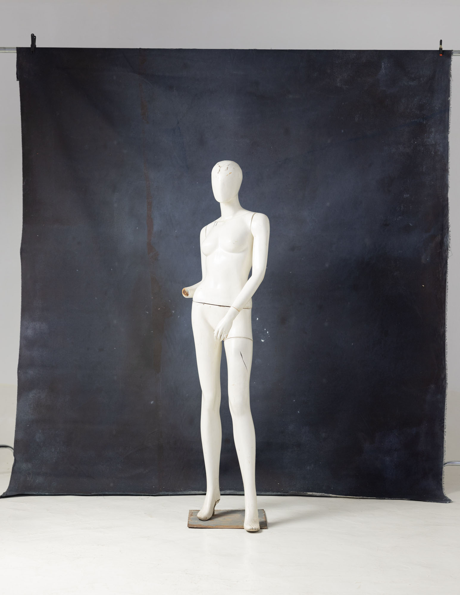 Vampire Grey Painted Canvas Backdrop (RN#221) view 4