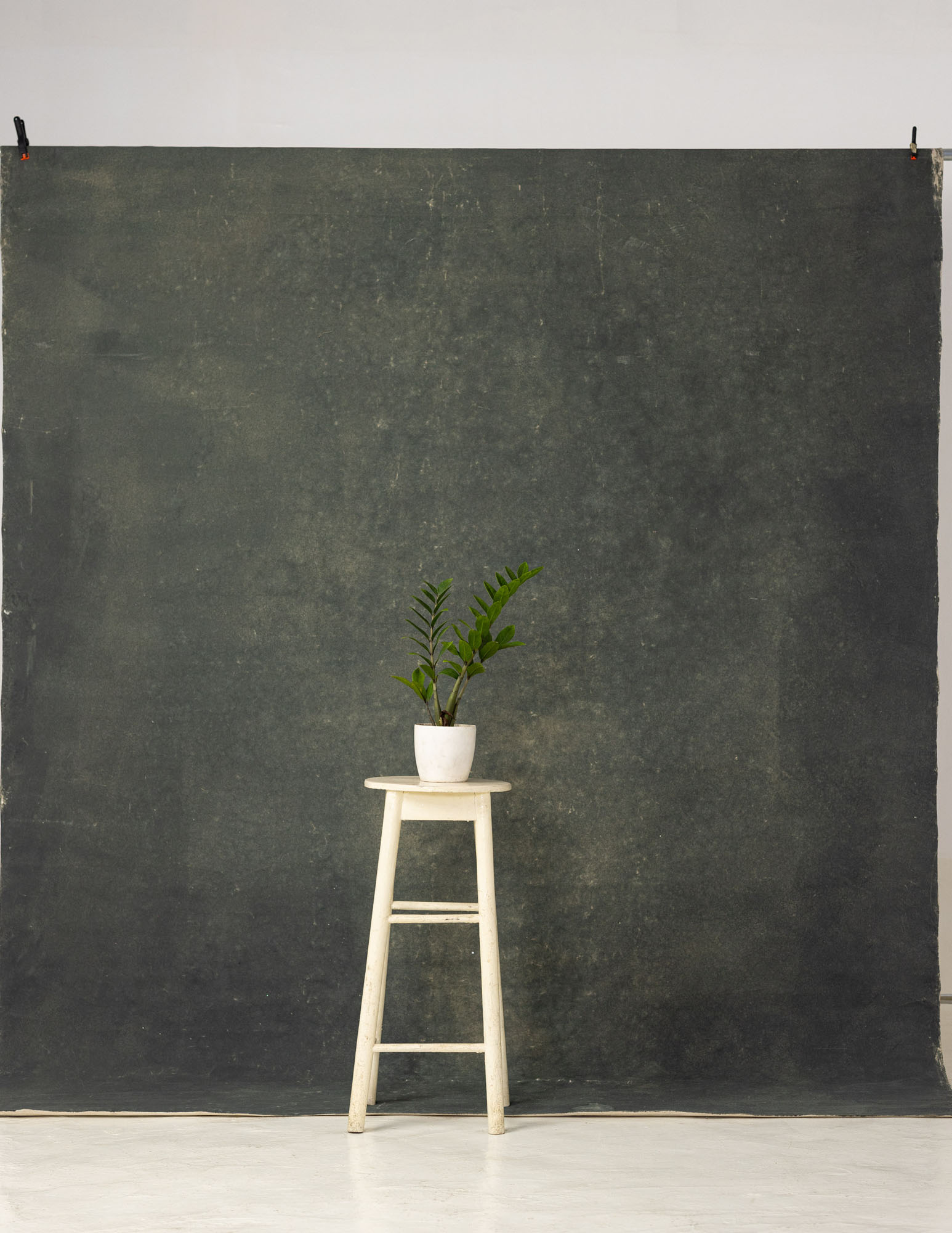 Fuscuos Grey Painted Canvas Backdrop (RN#124) view 3