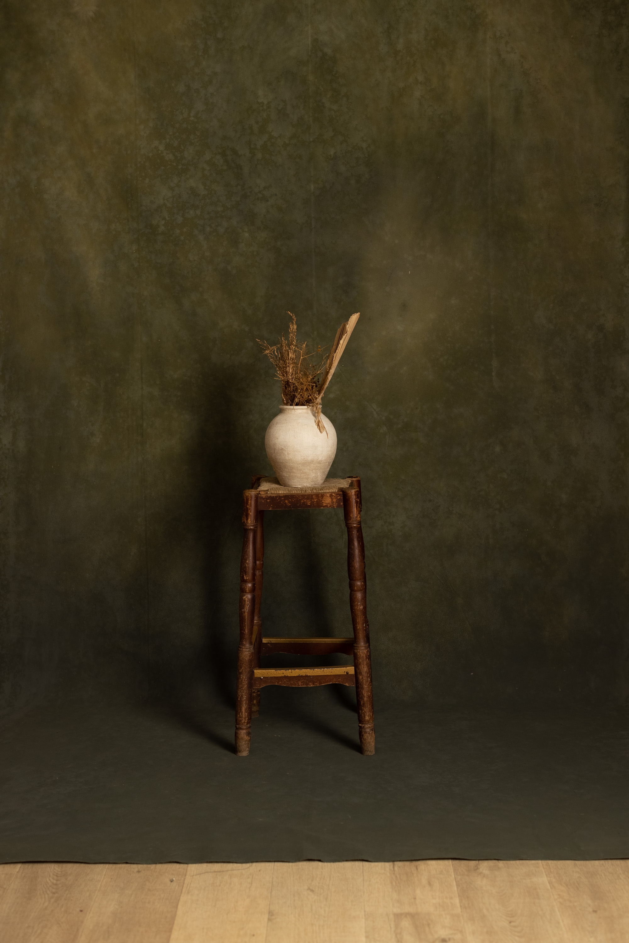 Pine Painted Canvas Backdrop (RN#561)